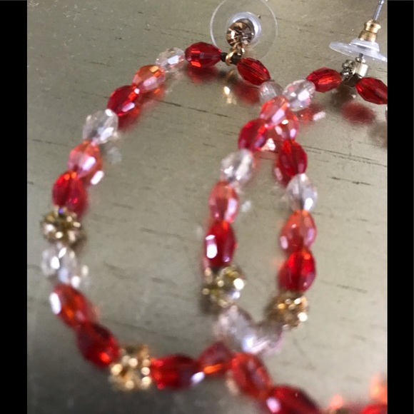 PERFECT FOR HOLIDAYS-BRAND NEW  HOOP EARRINGS! - Picture 2 of 6